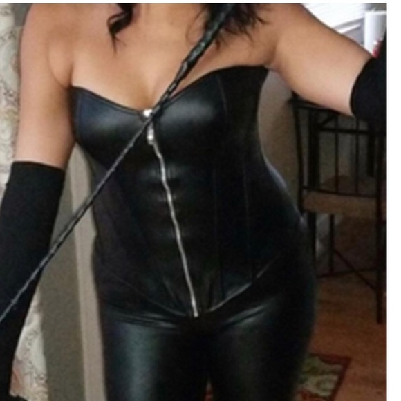 New!! Black Faux Leather Biker Corset - Picture 8 of 11